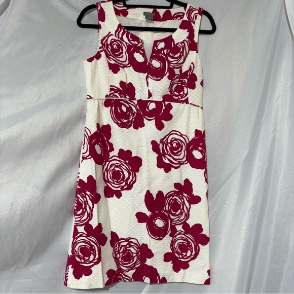 BOGO Ann Taylor Sleeveless White with Red Roses Dress Size 4P - Picture 1 of 5